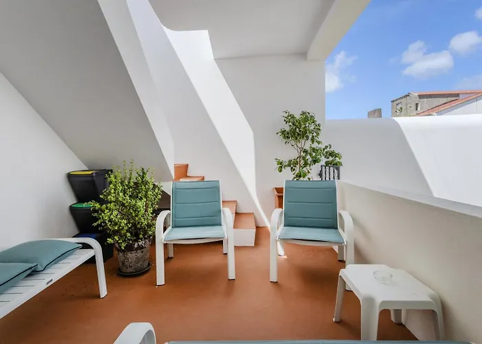 Guestready - Sunlit Duplex Escape Ponta Delgada