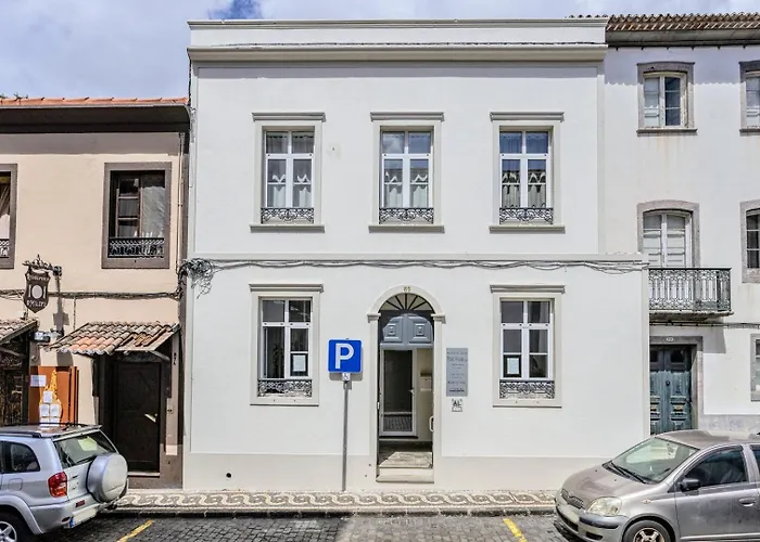 Guestready - Sunlit Duplex Escape *