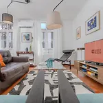 아파트 Guestready - Sunlit Duplex Escape *