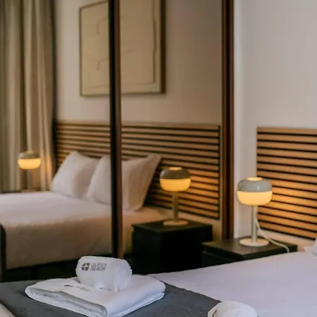 Guestready - Sunlit Duplex Escape Lejlighed *