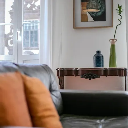 Lejlighed Guestready - Sunlit Duplex Escape *