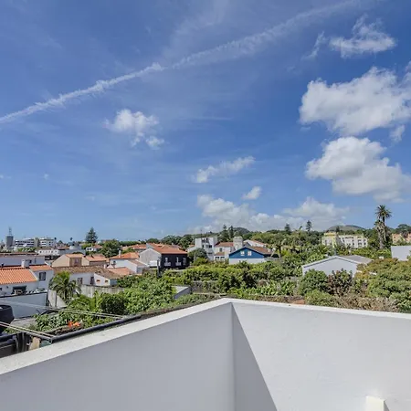 Guestready - Sunlit Duplex Escape * Ponta Delgada