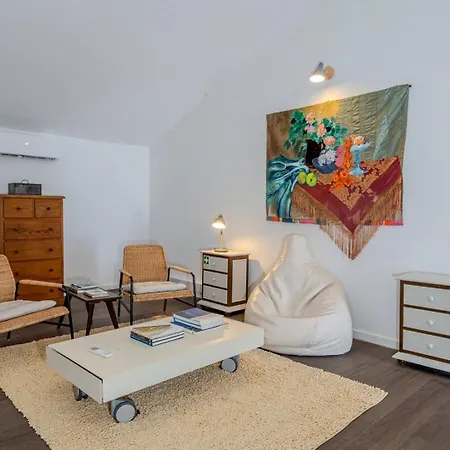 Guestready - Sunlit Duplex Escape *