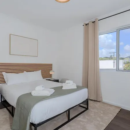 Lejlighed Guestready - Sunlit Duplex Escape