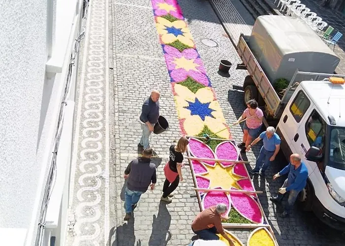 Guestready - Sunlit Duplex Escape Lägenhet Ponta Delgada