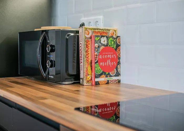 Guestready - Sunlit Duplex Escape *