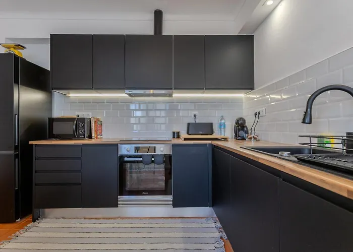 Guestready - Sunlit Duplex Escape