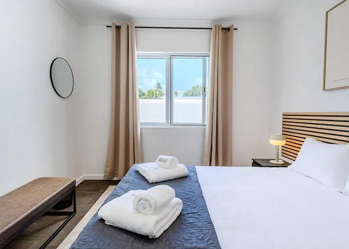 Guestready - Sunlit Duplex Escape * Ponta Delgada