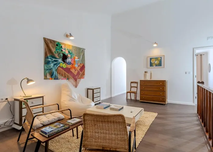 Guestready - Sunlit Duplex Escape *