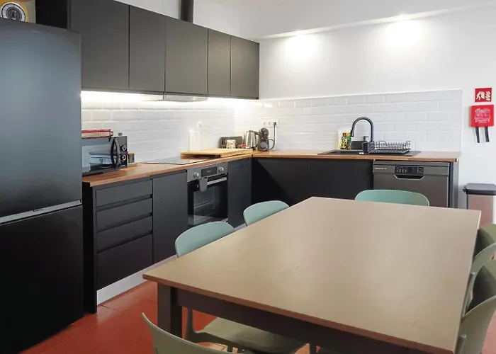 Guestready - Sunlit Duplex Escape *